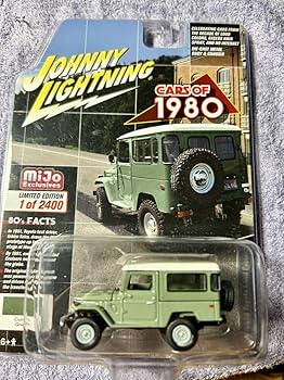 ジョニーライトニング 1980 トヨタ ランドクルーザー & トレーラー Johnny Lightning 1980 Toyota Land Cruiser w/ open car